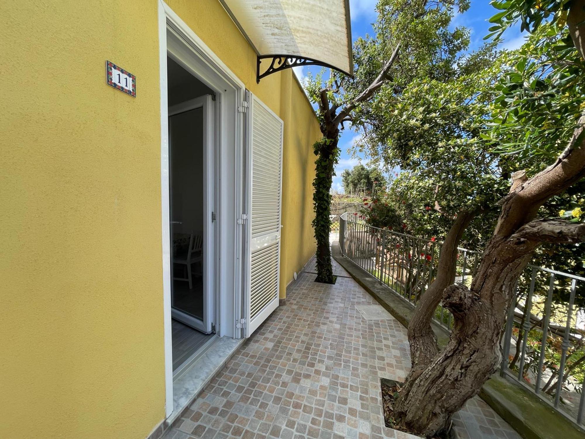 Residence Andrea A Mare Forio di Ischia Extérieur photo