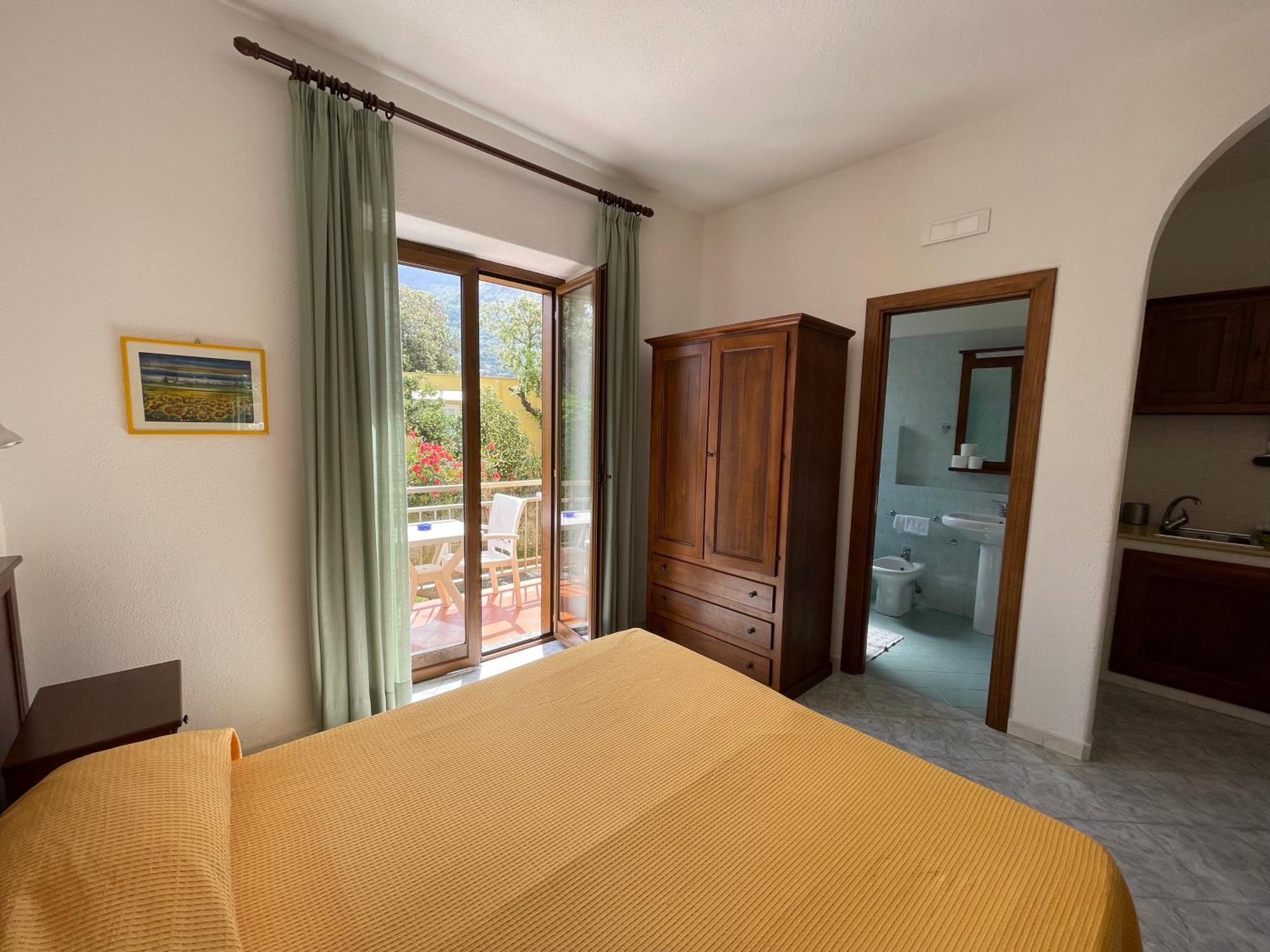 Residence Andrea A Mare Forio di Ischia Extérieur photo