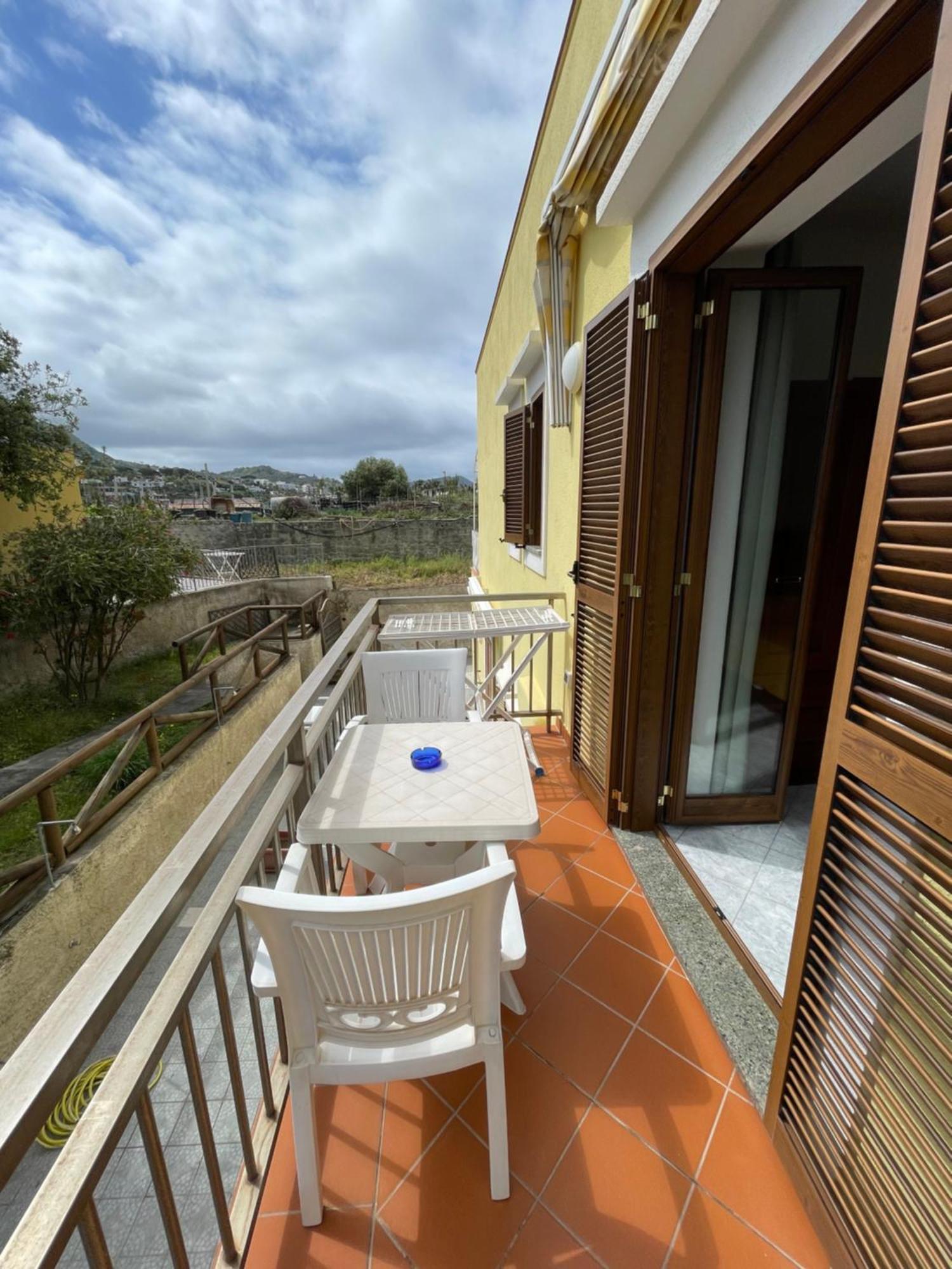 Residence Andrea A Mare Forio di Ischia Extérieur photo